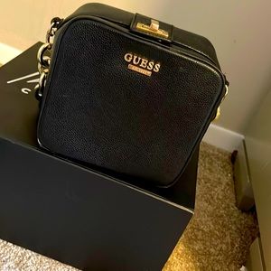Guess boxed chain bag